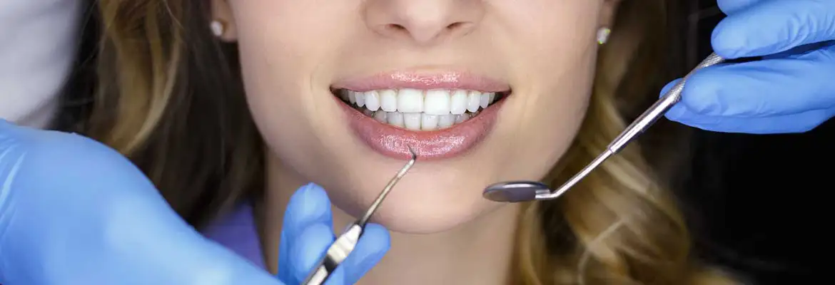 Auxiliar em Saúde Bucal Auxiliar em Saúde Bucal