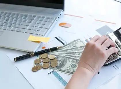 Educação Financeira: da origem do dinheiro ao orçamento familiar