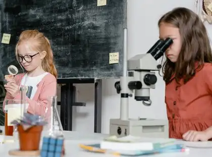 Iniciação Científica e Pesquisa na Educação Básica Iniciação Científica e Pesquisa na Educação Básica