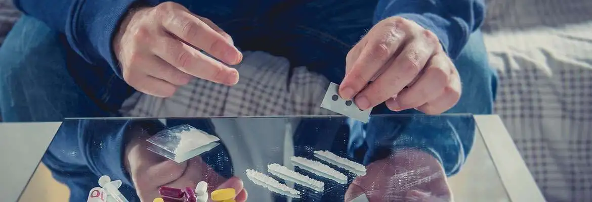 Como Trabalhar com Dependentes Químicos Como Trabalhar com Dependentes Químicos