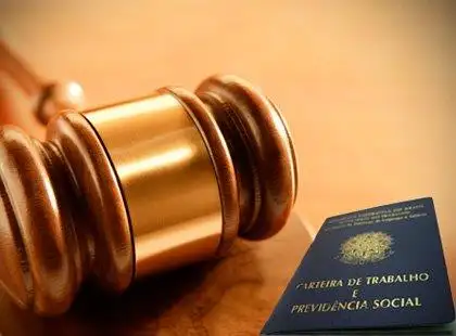 Direitos do(a) empregado(a) doméstico(a) Direitos do(a) empregado(a) doméstico(a)